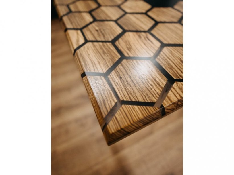 Hexagon zebrano
