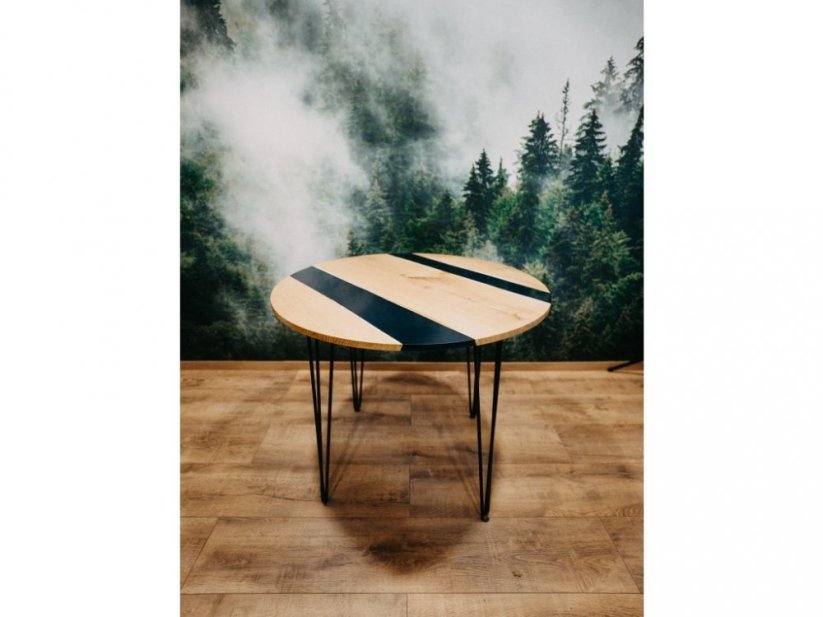 Black resin oak